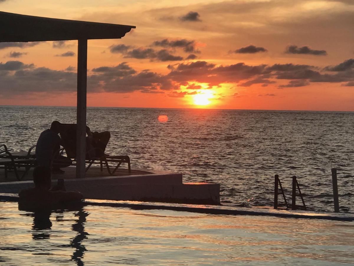Lands End Hotel เวสต์เอนด์ ภายนอก รูปภาพ